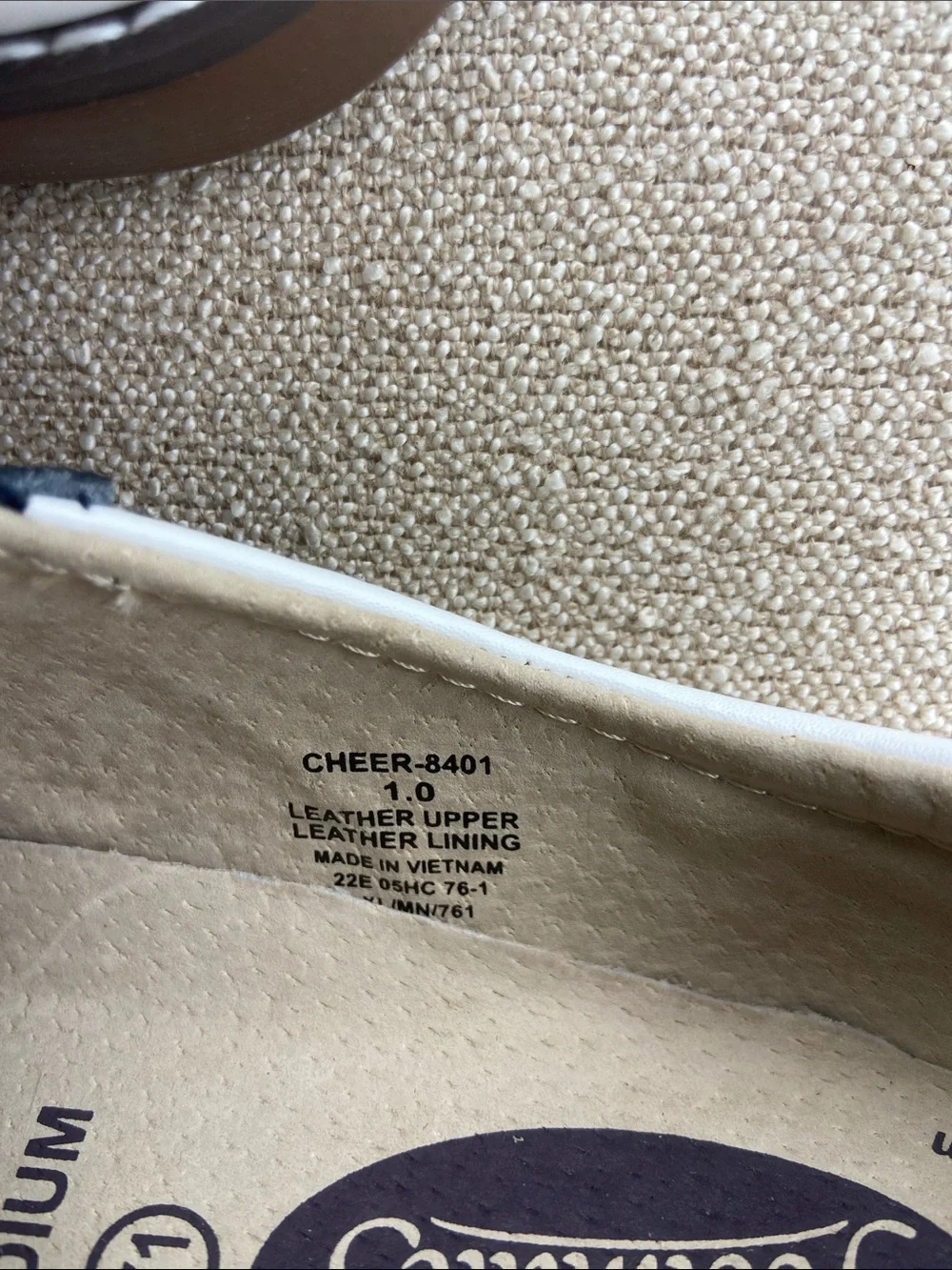 Footmates Cheer  Saddle Oxfords. Size 1Y‎